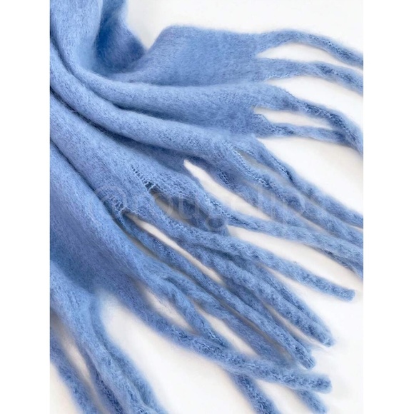 Blue Wide Shawl Scarf With Tassels Fuzzy Knit - Picture 6 of 12